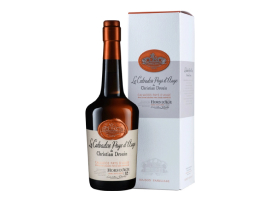 Кальвадос Calvados Pays d'Auge Hors d'Age, 0.7 л.