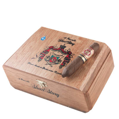 Сигары Arturo Fuente Hemingway Short Story Natural Reserva Especial