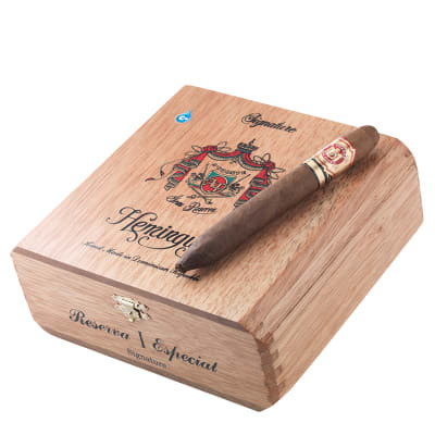 Сигары Arturo Fuente Hemingway Signature