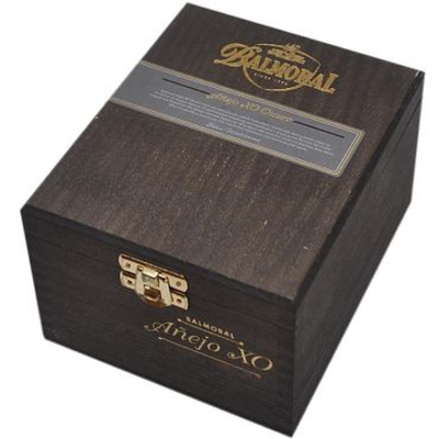Сигары Balmoral Anejo XO Oscuro Gran Toro