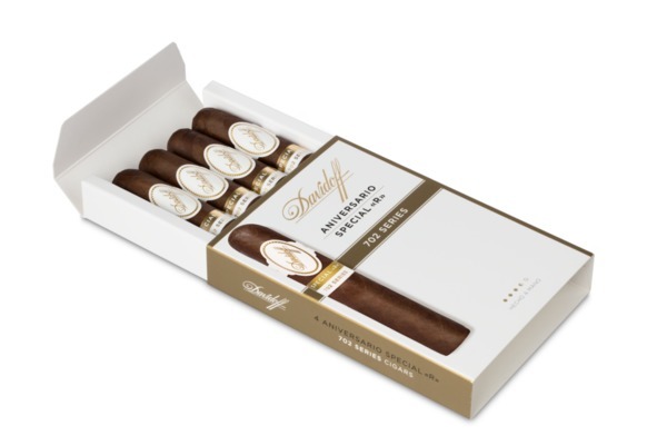 Сигары Davidoff Aniversario Special R 702 Series