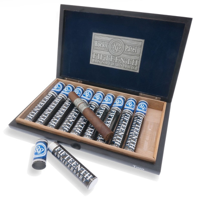 Сигары Rocky Patel 15th Anniversary Deluxe Toro Tubos