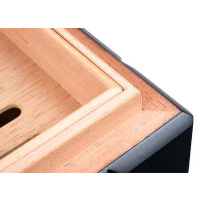 Хьюмидор Colibri Heritage Cube на 60 сигар, Черный лак HU125T1