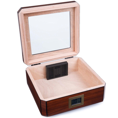 Хьюмидор Lubinski на 30 сигар со стеклом, Орех Q245