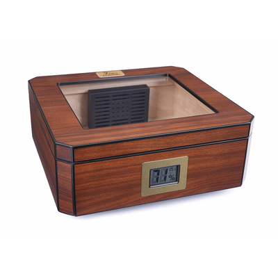 Хьюмидор Lubinski на 30 сигар со стеклом, Орех Q245