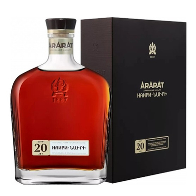 Коньяк Арарат Наири 0.7 л.